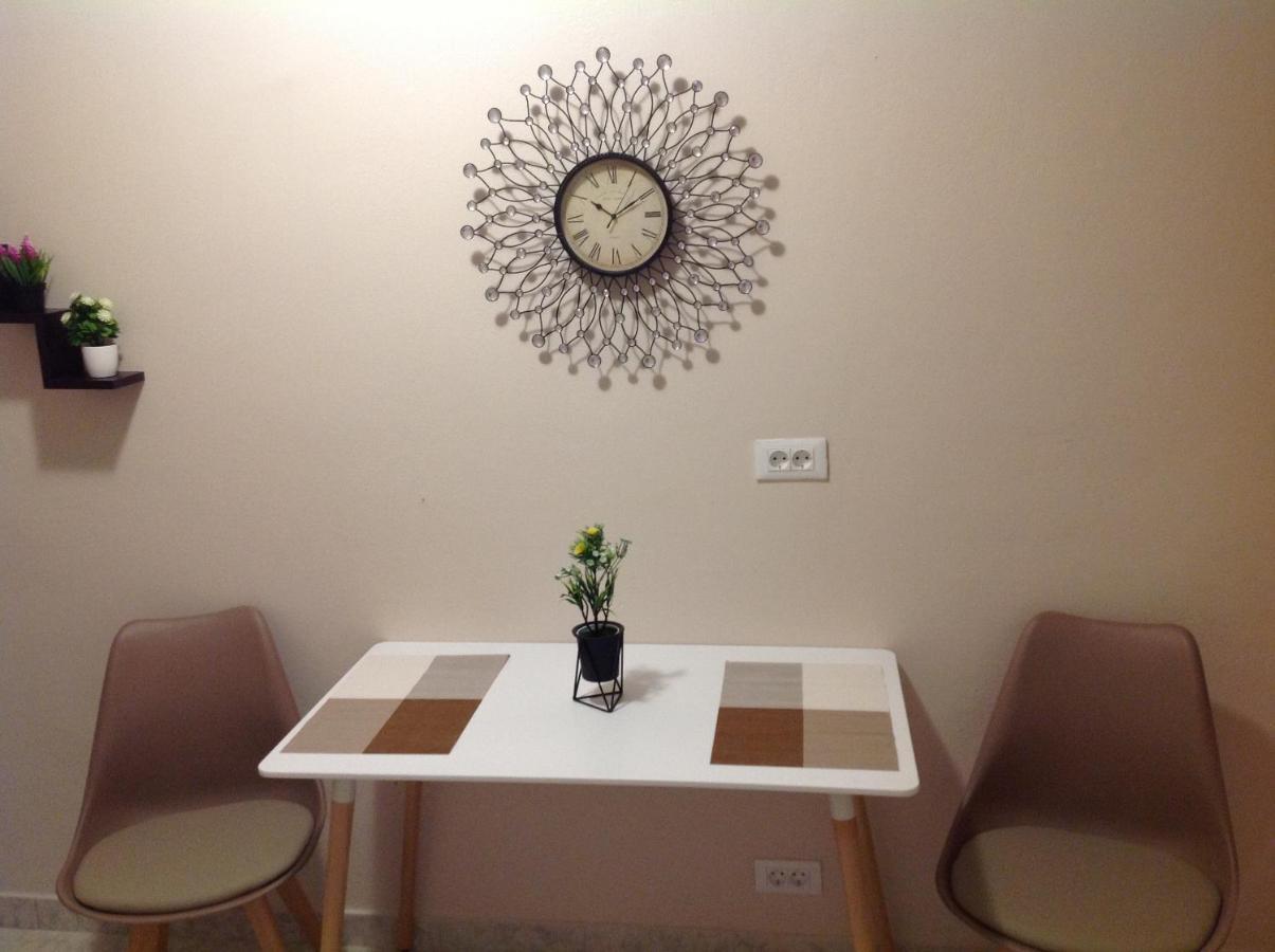 Pansion Zaharoula Hotel Fira  Eksteriør billede