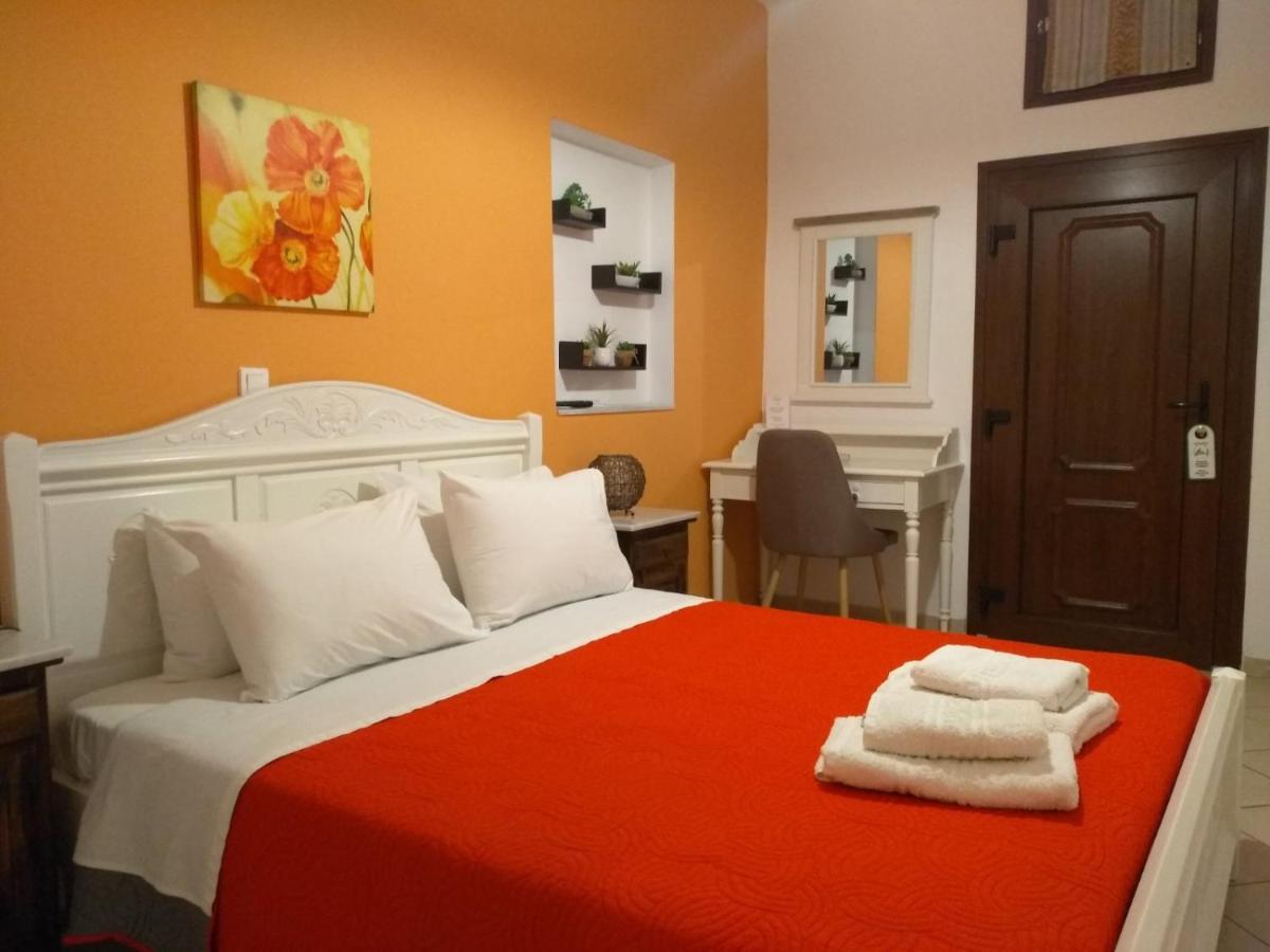 Pansion Zaharoula Hotel Fira  Eksteriør billede