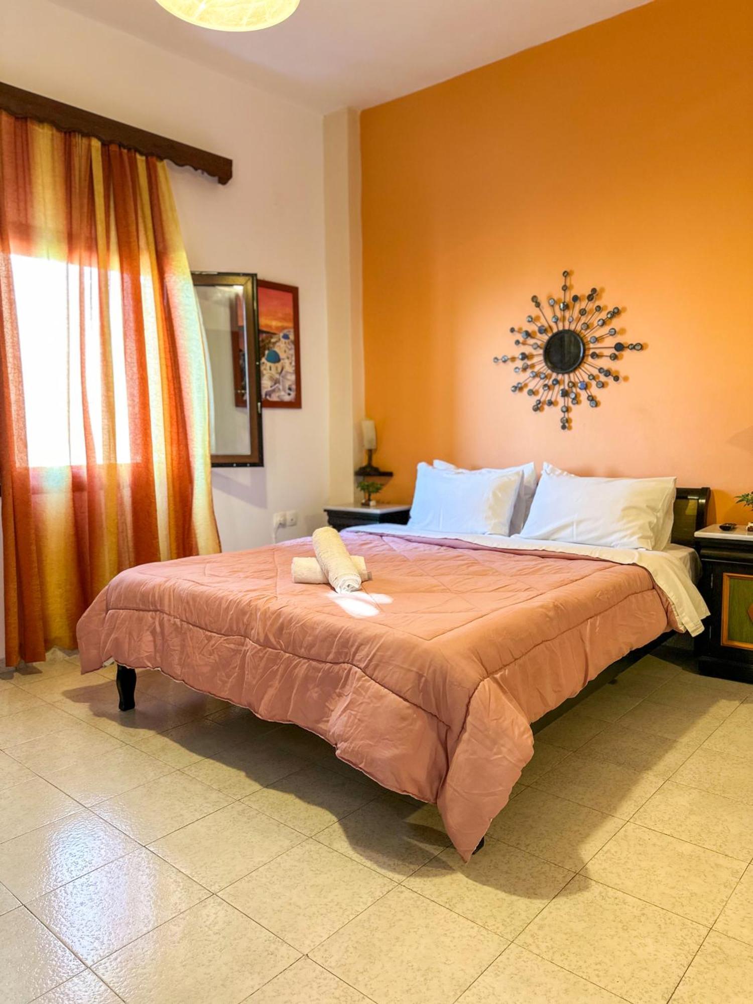 Pansion Zaharoula Hotel Fira  Eksteriør billede