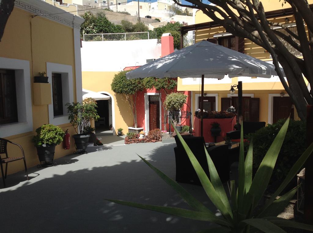 Pansion Zaharoula Hotel Fira  Eksteriør billede