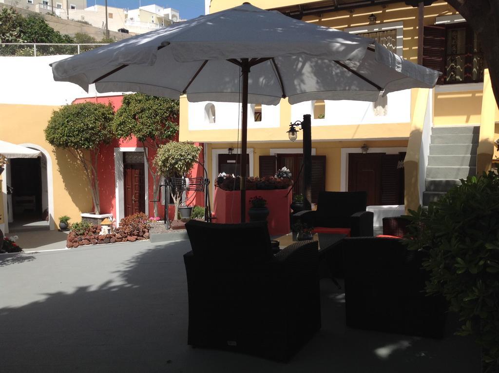 Pansion Zaharoula Hotel Fira  Eksteriør billede