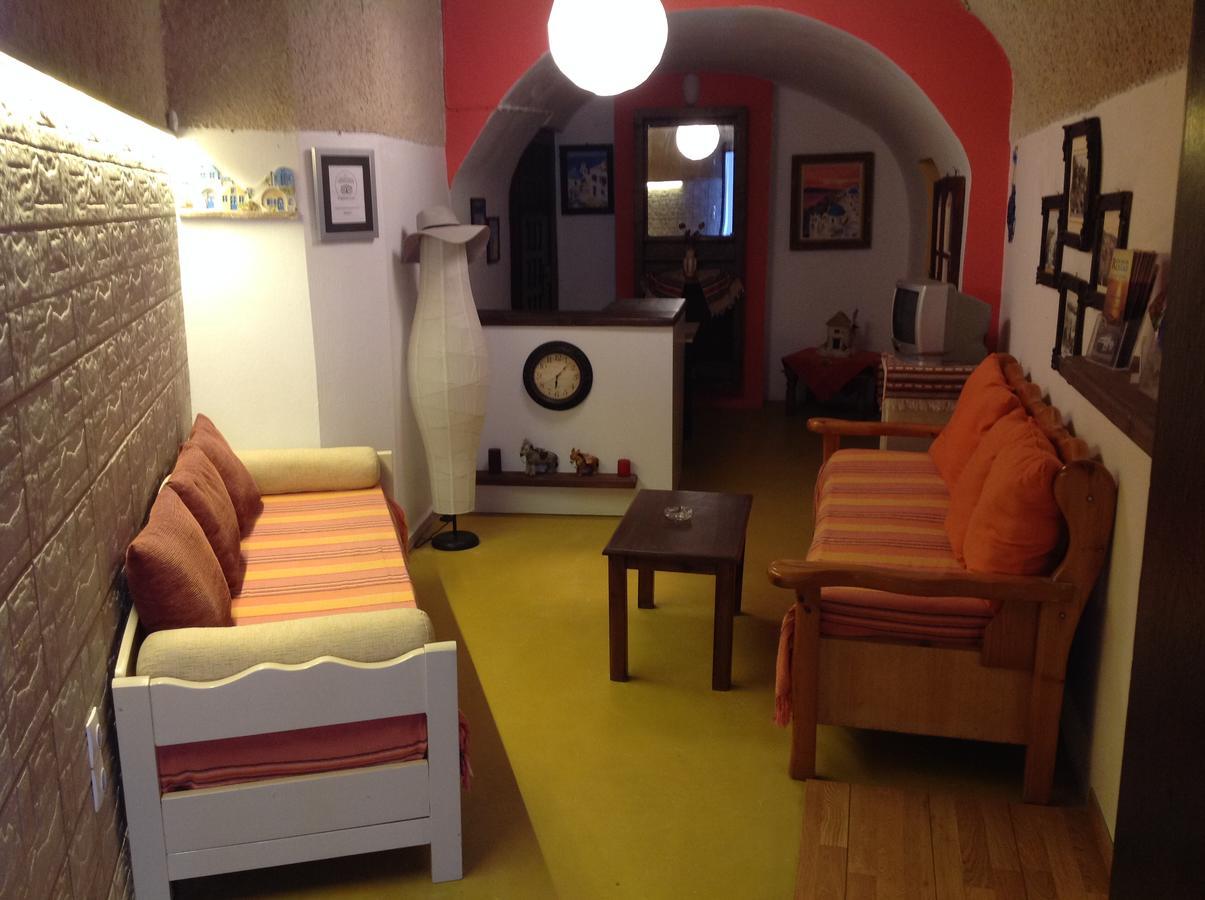 Pansion Zaharoula Hotel Fira  Eksteriør billede