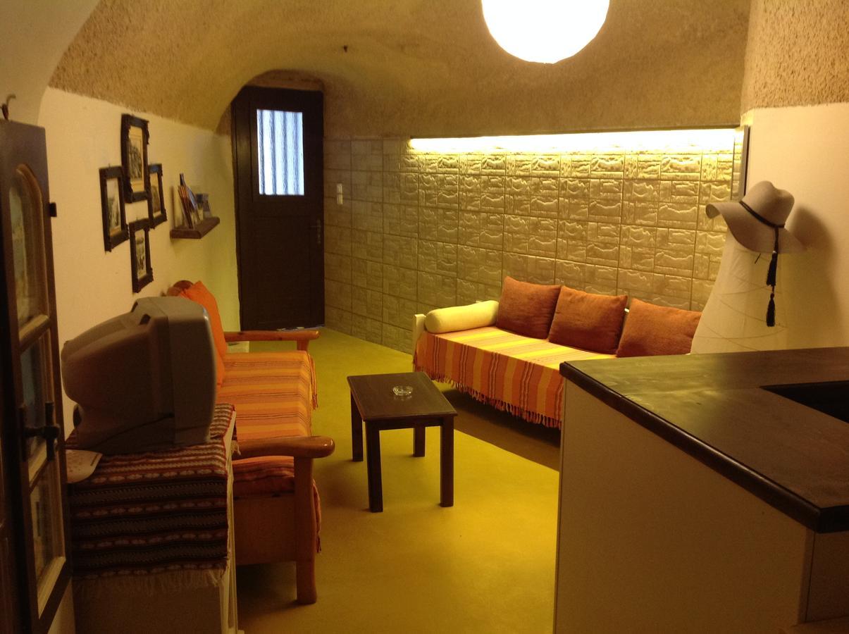 Pansion Zaharoula Hotel Fira  Eksteriør billede