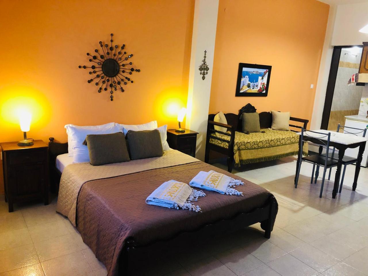 Pansion Zaharoula Hotel Fira  Eksteriør billede