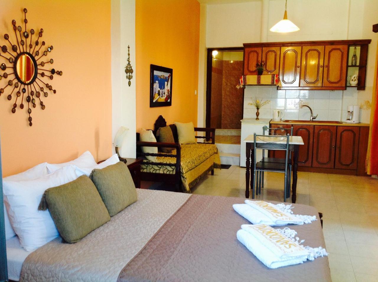 Pansion Zaharoula Hotel Fira  Eksteriør billede